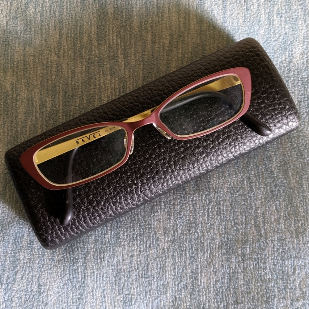 Bevel Chianti unisex eyeglasses